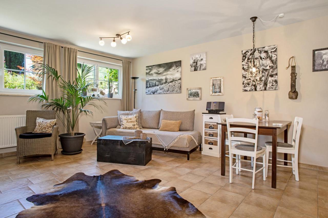 Ferienwohnung Lilian Meckenbeuren Esterno foto